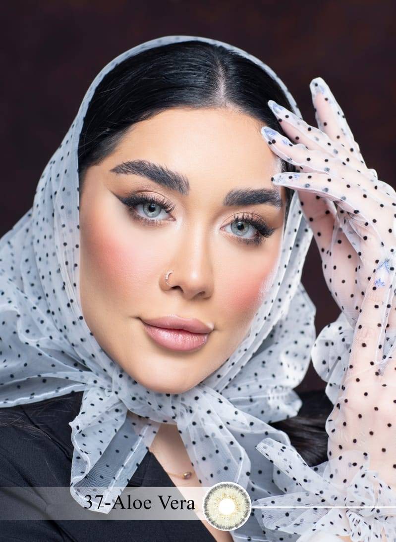 لنز رنگی ۳۷ رویال ویژن Royal vision