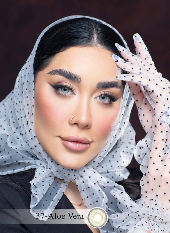 لنز رنگی ۳۷ رویال ویژن Royal vision